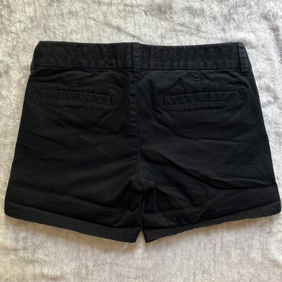 AEO American Eagle Outfitters Size 2 Women’s Midi Khaki Shorts (Stretch) - Picture 2 of 4